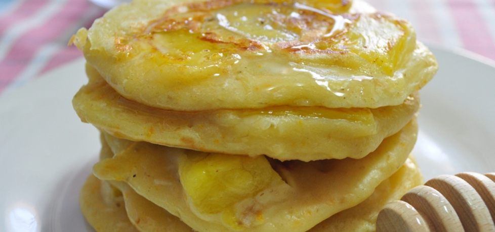 Pancakes z bananem i ananasem (autor: mienta)