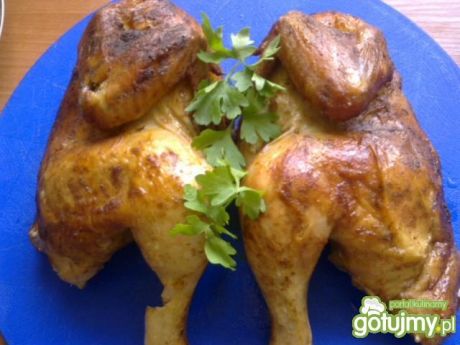 Przepis  pieczony kurczak w całości z papryką przepis