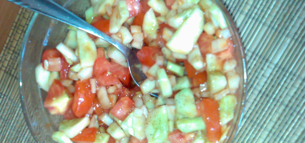 Sałatka warzywna z ketchupem (autor: justyna223)