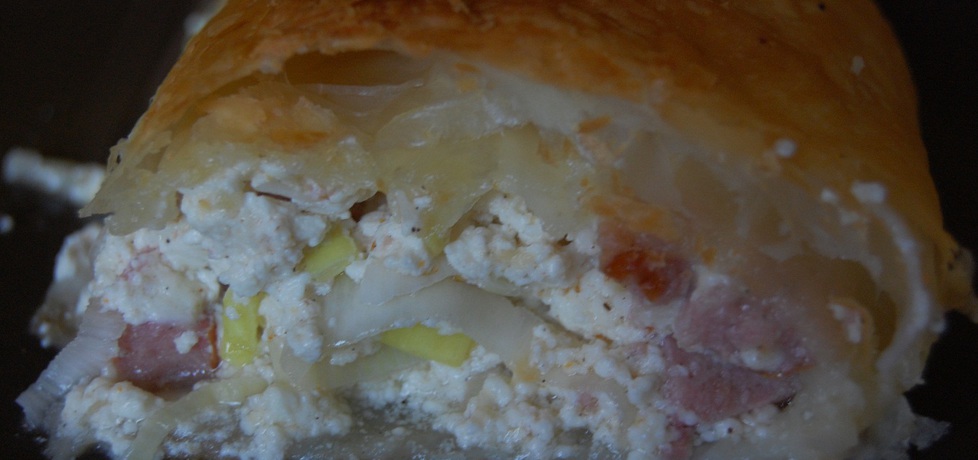 Zapiekanka z ciasta francuskiego z białym serem (autor: joanna46 ...