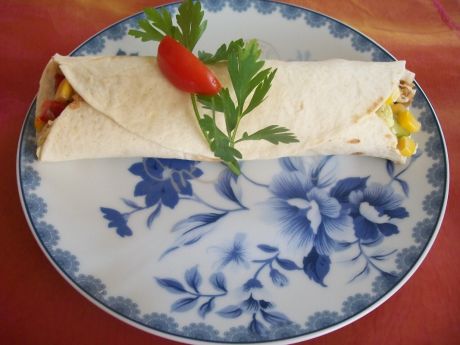 Przepis  tortille z warzywami i mięsem mielonym przepis