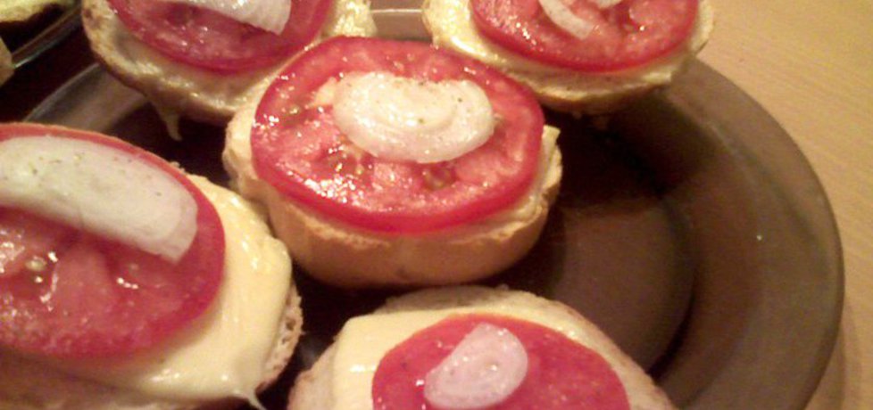 Grzanki z pomidorami (autor: hefalump)