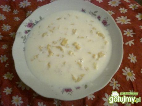 Przepis na zupa mleczna z kluseczkami