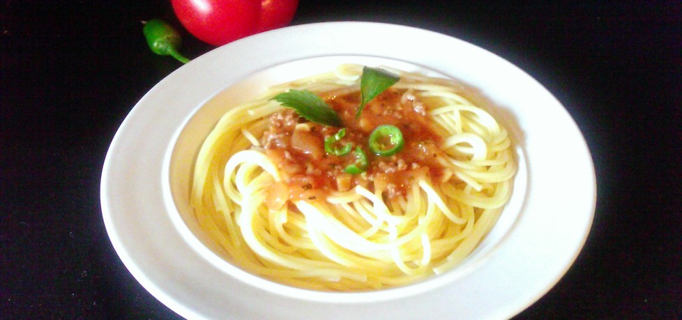 Pikantne spaghetti bolognese z chilli (autor: betina45 ...