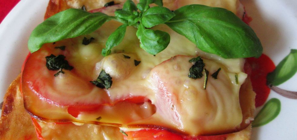 Pizza pomidorowa z bazylia (autor: katarzyna40)
