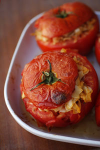 Zapiekane pomidory z farszem pieczarkowo