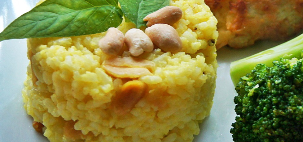 Ryż po indyjsku z orzeszkami (autor: ania84)