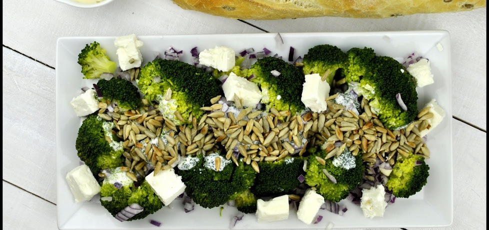 Prosta sałatka brokułowa na dwa sposoby (autor: gary