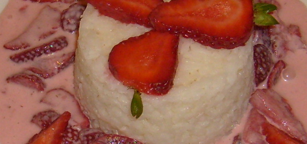 Waniliowe risotto z sosem truskawkowo