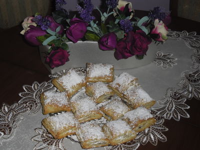 Ciasteczka francuskie z konfiturą malinową