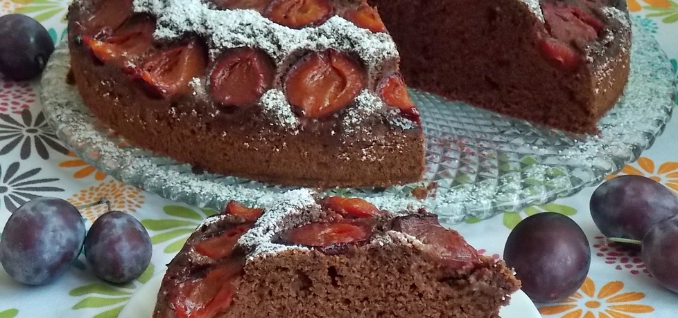 Czekoladowe ciasto ze śliwkami (autor: mniam)