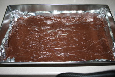 Pyszna domowa czekolada na blaszce