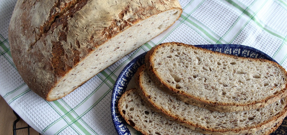 Chleb pszenny z ziarnami na zakwasie (autor: anemon ...
