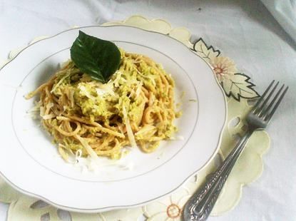 Przepis  spaghetti z brokułowym pesto przepis