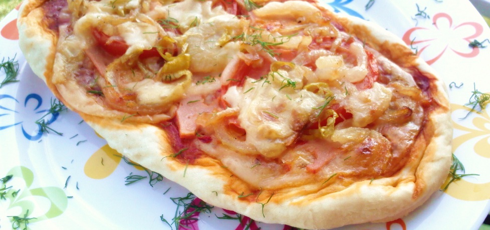 Pizzerinki z salami i chili (autor: niunia1)