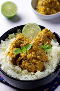 Skrzydełka z kurczaka w sosie curry – kuchnia indyjska ...