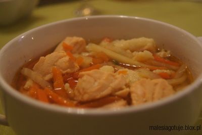 Kaszubska zupa z łososiem