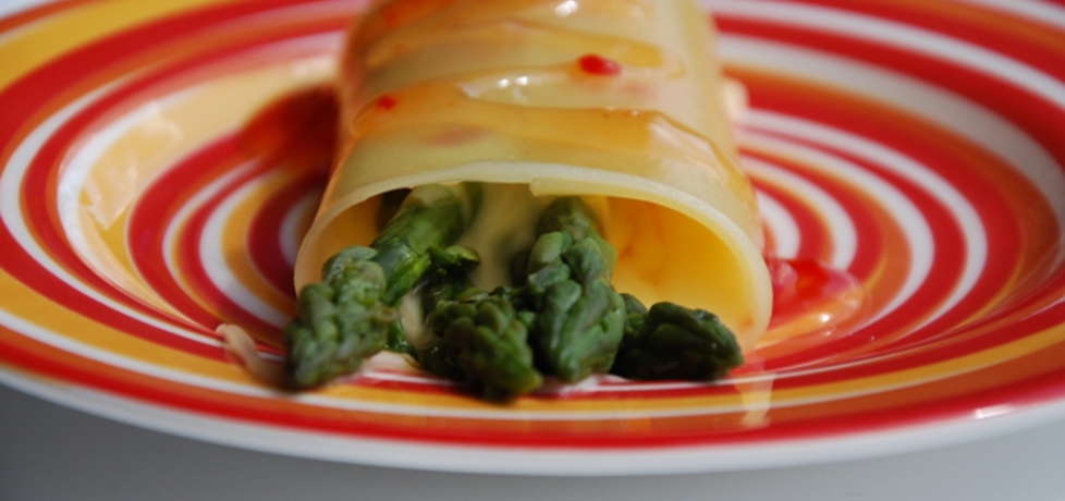 Szparagi w cannelloni (autor: jolanta40)