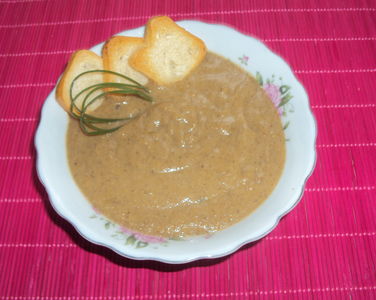 Zupa krem z pieczarek i borowików