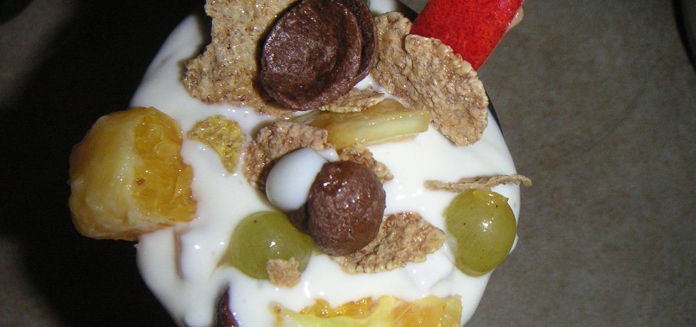Deser jogurtowo-owocowy (autor: faustyna)