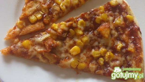 Przepis  pizza z kukurydzą i kurczakiem przepis