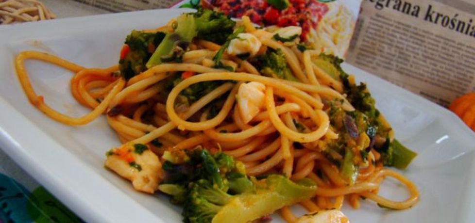 Spaghetti z brokułami i szpinakiem (autor: iwa643)