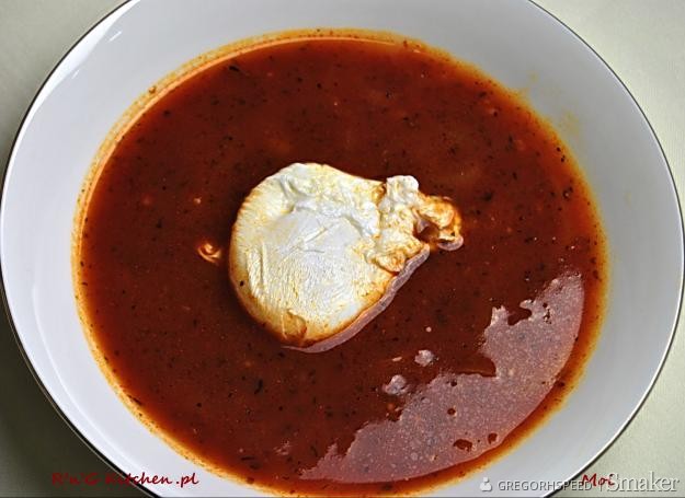 Zupa pomidorowa z cebulą