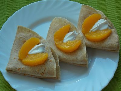 Pełnoziarniste naleśniki z pomarańczą
