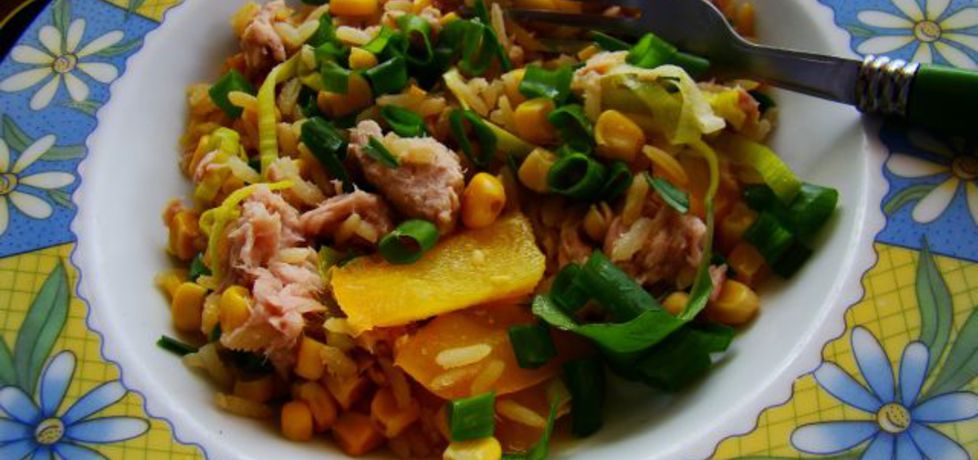 Żółty ryż z tuńczykiem (autor: iwa643)