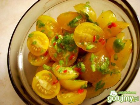Przepis  sałatka z żółtych pomidorków przepis