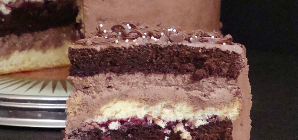 Czekoladowo-czekoladowy tort (autor: iziona)