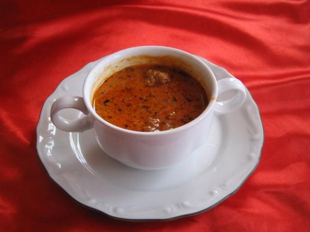 Przepis  zupa z cebula i pulpecikami przepis