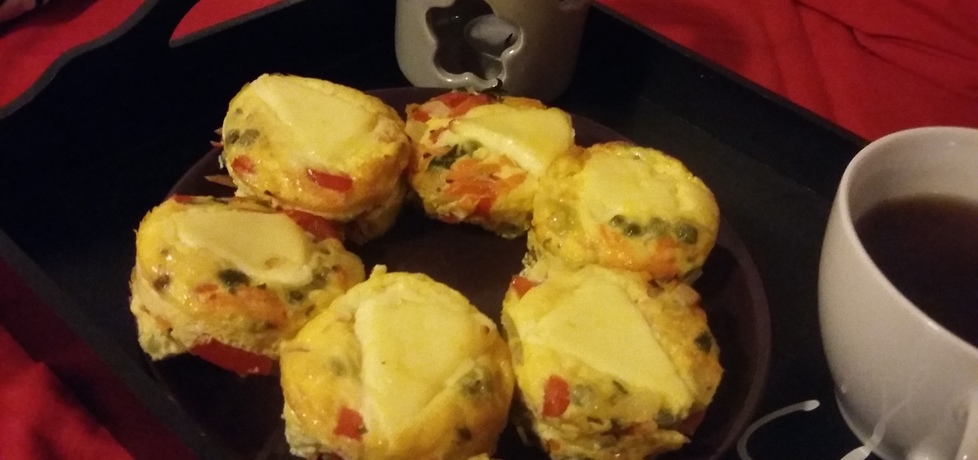 Omlet w kształcie muffinek (autor: ilka01)