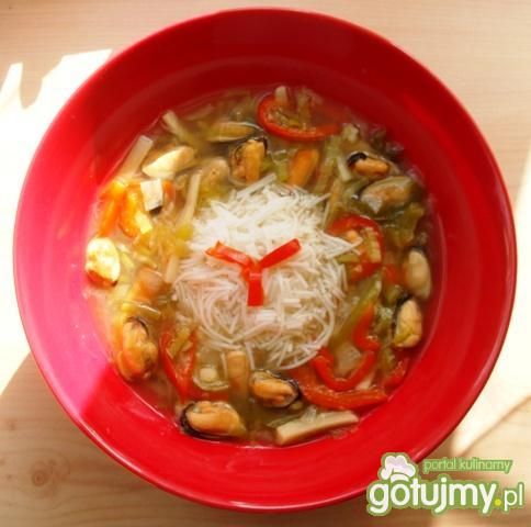 Przepis  chińska zupa z małżami przepis