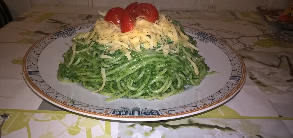 Spaghetti z pesto szpinakowym (autor: ania321)