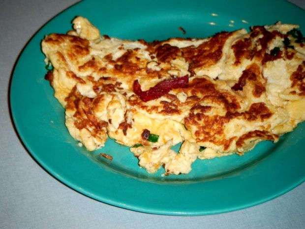 Przepis  omlet z chorizo i dymką przepis