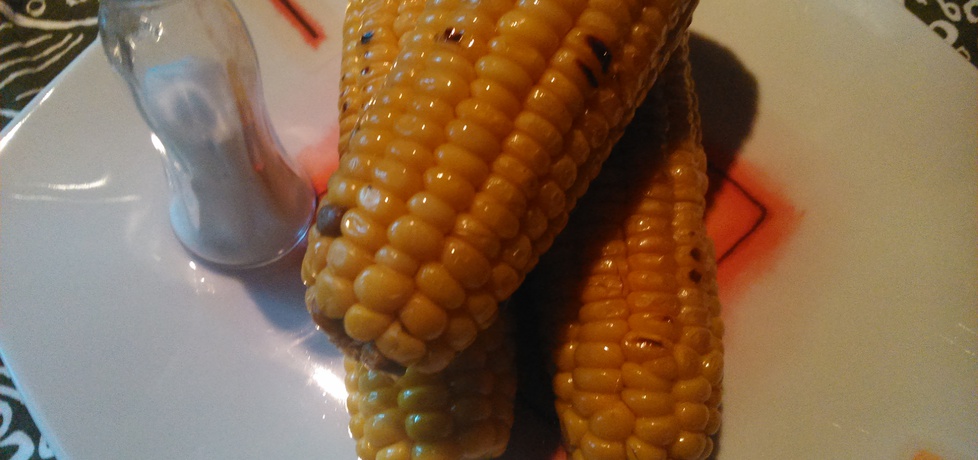 Kukurydza zapiekana na grillu (autor: czyki)