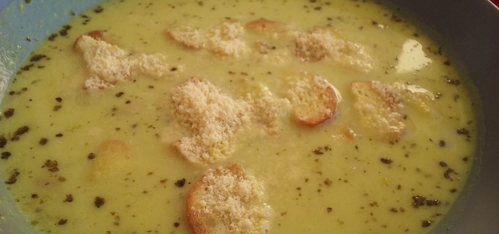 Zupa czosnkowa w bake rollsami (autor: katarzyna40 ...