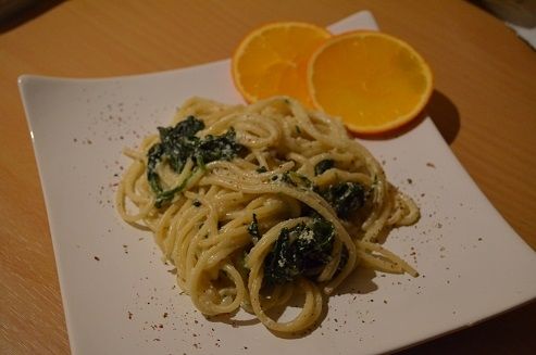 Pomysły na: spaghetti ze szpinakiem. gotujmy.pl