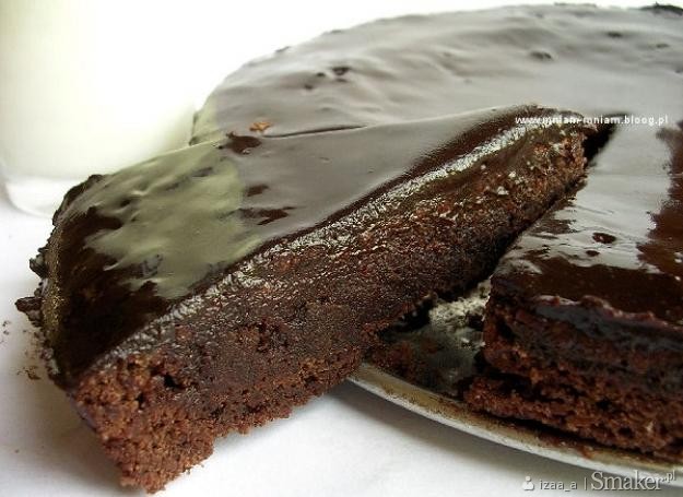Ciasto strasznie czekoladowe…..