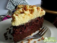 Przepis  ciasto z burakiem, czekoladą i śliwkami przepis