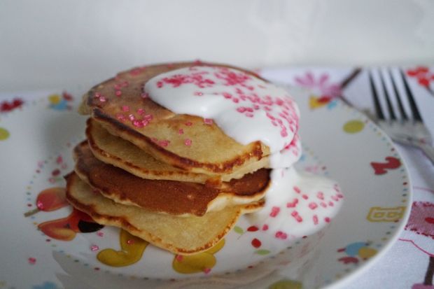 Przepis  pancakes z jabłkiem i cynamonem przepis