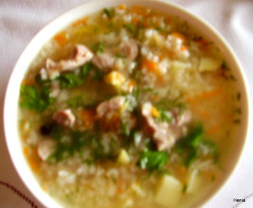 Zupa ryżowa na żołądkach drobiowych