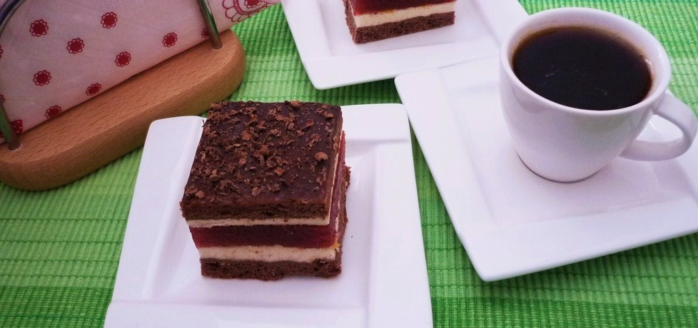 Kakaowe ciasto z musem truskawkowym (autor: ikrakowianka ...