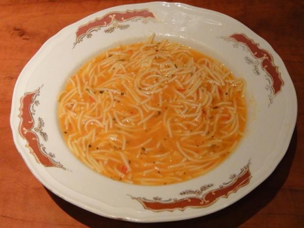 Przepis  zupa pomidorowo paprykowa z kluskami przepis