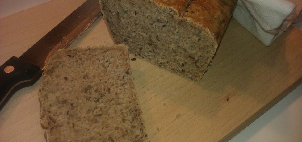 Chleb pszenno-żytni na zakwasie (autor: emme)