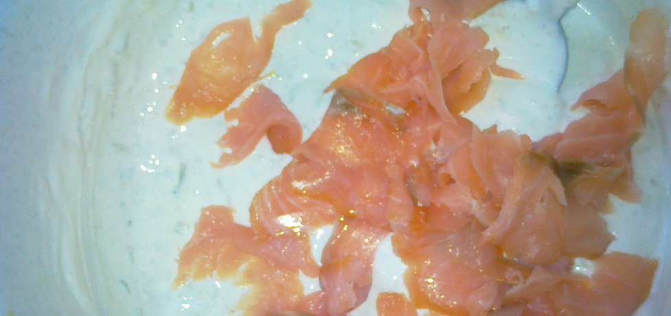 Biały ser z wędzonym łososiem (autor: owca441)