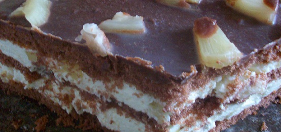 Tort czekoladowy z cytrynową masą śmietanową i ananasem (autor ...