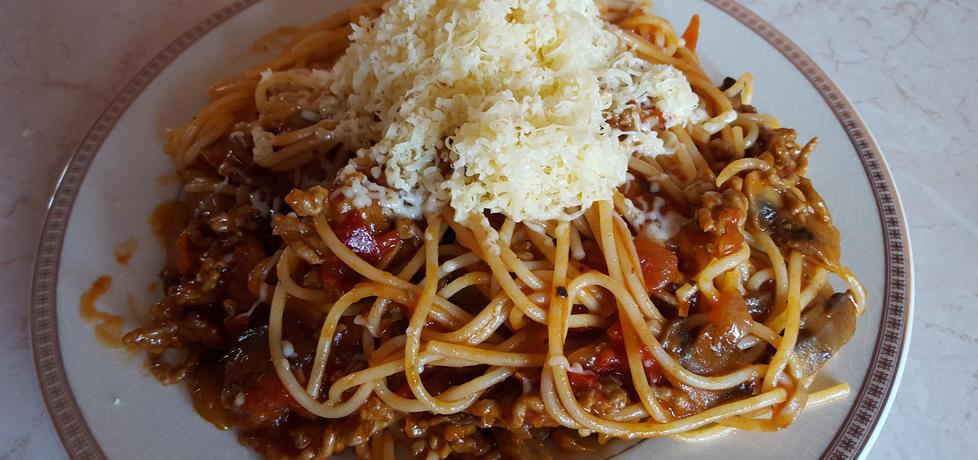 Pieczarkowe spaghetti z wołowiną (autor: bertpvd)