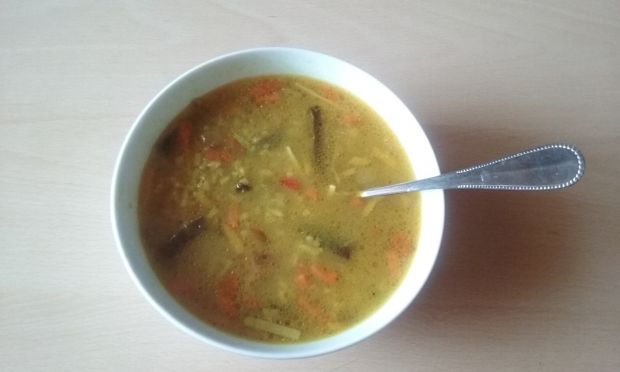 Przepis  zupa curry z warzywami i ryżem przepis
